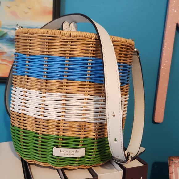 KATE SPADE BOUY WICKER BUCKET BAG - Picture 1 of 16